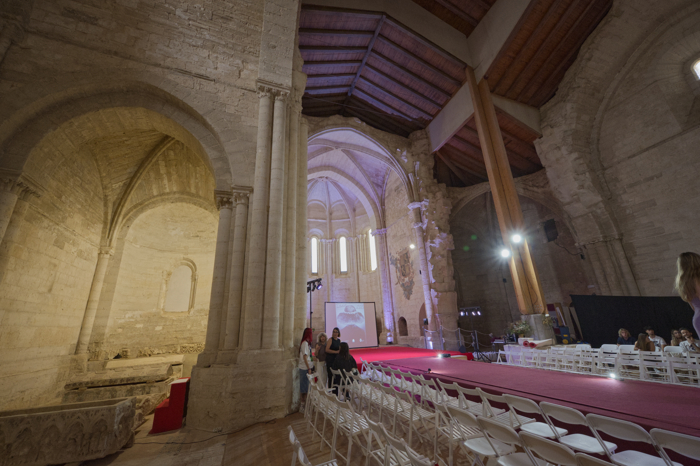 Cabecera y capilla de la epístola de la iglesia del monasterio de Palazuelos
